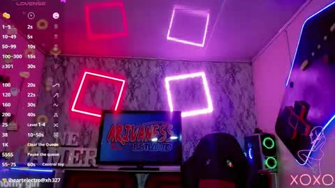 Snapshot of natasha_clifford chatting on February 16, 10:00 am natasha_clifford online show from February 16, 10:00 am