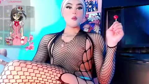 natasha_clifford online show from May 22, 7:52 pm