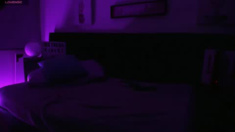 Snapshot of natasha_kinski chatting on March 9, 2:29 am Natasha Kinski online show from March 9, 2:29 am