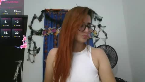 Snapshot of natasha_lopera chatting on October 23, 3:06 am Natasha online show from October 23, 3:06 am