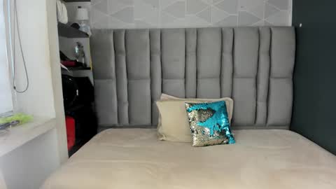 N A T A S H A online show from November 18, 8:02 pm