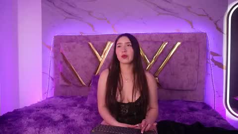 Snapshot of natasha_vesperx chatting on December 5, 1:31 pm Natasha Vesper online show from December 5, 1:31 pm