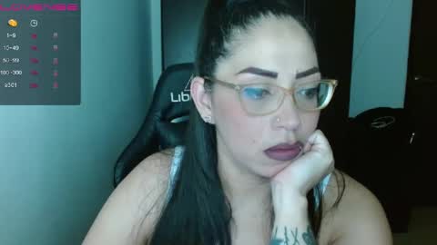 Snapshot of natashasmithe chatting on December 11, 10:16 pm Natasha Smithe online show from December 11, 10:16 pm