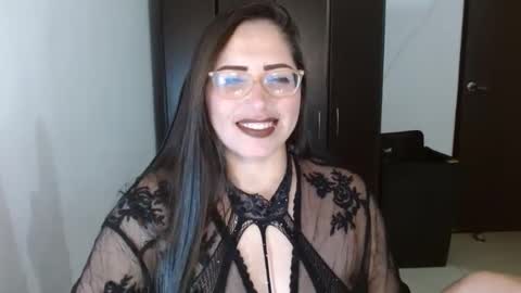 Snapshot of natashasmithe chatting on October 12, 12:09 am Natasha Smithe online show from October 12, 12:09 am