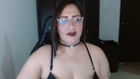 Snapshot of natashasmithe chatting on October 12, 7:35 pm Natasha Smithe online show from October 12, 7:35 pm
