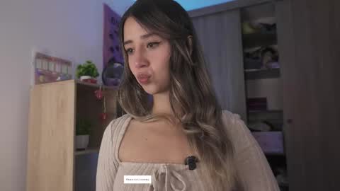 Natasha Independent model online show from February 9, 2:48 am