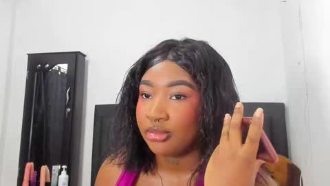 Snapshot of natasshaa_brown chatting on September 16, 12:22 am natasshaa_brown online show from September 16, 12:22 am