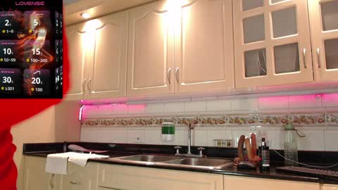 nathalia online show from March 29, 4:23 am