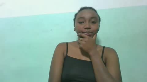 Snapshot of natha259706 chatting on April 27, 4:54 am natha259706 online show from April 27, 4:54 am