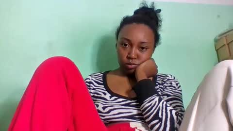 Snapshot of natha259706 chatting on June 3, 6:38 am natha259706 online show from June 3, 6:38 am