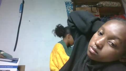 nathalia069 online show from May 16, 8:29 pm