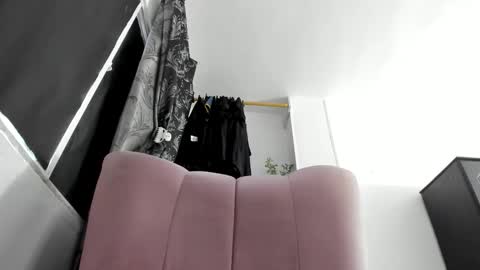     NATHALIA online show from November 25, 4:40 pm