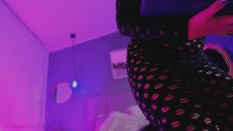 nathalia stone  online show from January 18, 5:33 am