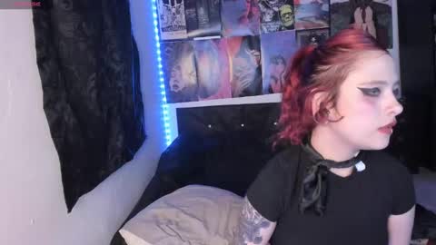Snapshot of nathaly_wild chatting on October 2, 2:18 am nathaly_wild online show from October 2, 2:18 am