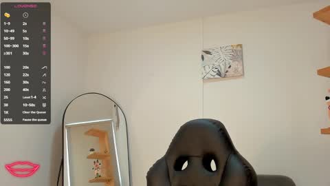 nathalyxx_ online show from December 19, 5:18 pm