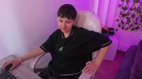 nathalyy_ds online show from March 4, 7:20 pm