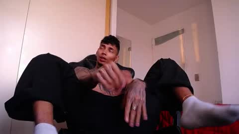 nathan_aress6666 online show from June 7, 9:18 pm