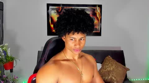Snapshot of nathan_sexy247 chatting on October 7, 10:45 am Nathan online show from October 7, 10:45 am
