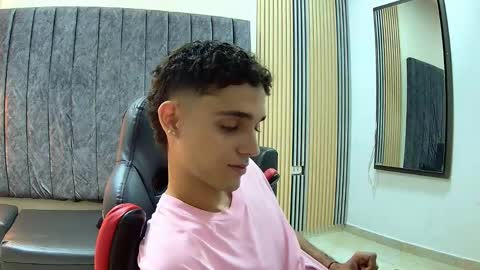 nathan_shimmer online show from May 16, 5:48 am