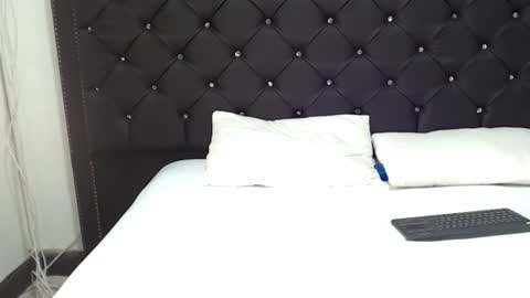 Snapshot of nathanbrookss chatting on December 17, 7:25 am NathanBrooks online show from December 17, 7:25 am