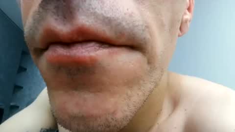 Snapshot of nathann92 chatting on July 6, 12:51 am nathann92 online show from July 6, 12:51 am