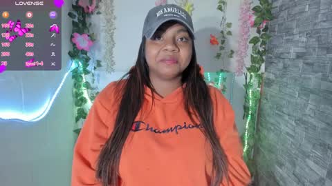 Naty online show from April 5, 7:49 am