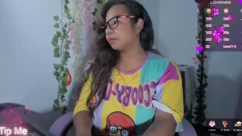 Snapshot of nathasha_jhonsom_ chatting on July 16, 11:16 am Naty online show from July 16, 11:16 am