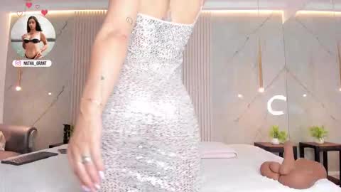 Snapshot of nathassa_grant chatting on February 21, 12:06 pm nathassa online show from February 21, 12:06 pm