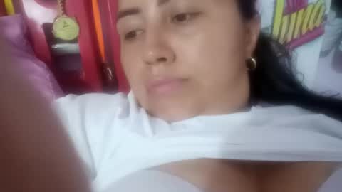 nathacha online show from December 10, 9:54 pm