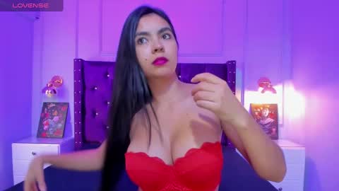 Snapshot of nathyy_garcia chatting on February 13, 4:22 am Nathyy online show from February 13, 4:22 am