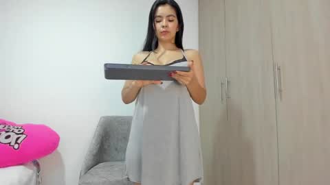 Snapshot of nathyy_garcia chatting on September 16, 3:18 am Nathyy online show from September 16, 3:18 am