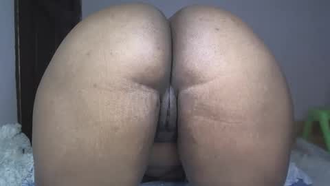 Snapshot of natisha40 chatting on February 26, 9:41 am big titty bitch online show from February 26, 9:41 am