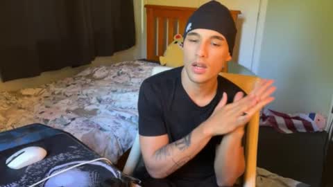 native_boy2 online show from February 3, 7:52 pm