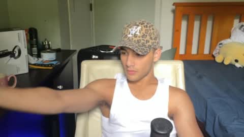 native_boy2 online show from February 5, 8:35 pm