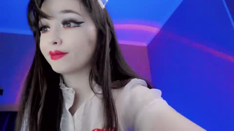 Snapshot of natsumi18 chatting on February 7, 7:50 am natsumi18 online show from February 7, 7:50 am