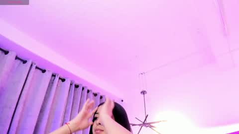 Snapshot of nattashaa7 chatting on April 14, 11:38 am nattashaa online show from April 14, 11:38 am