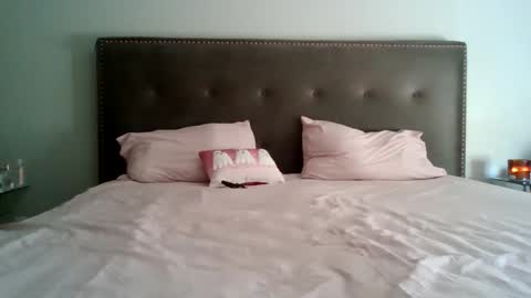 Snapshot of nattay11 chatting on October 8, 5:32 pm pinkpearl4you online show from October 8, 5:32 pm