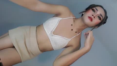 Nathalie smith online show from May 20, 5:13 am