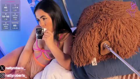 Snapshot of natty_roberts_ chatting on October 23, 11:14 pm Natty online show from October 23, 11:14 pm