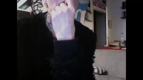 naturalbornsinfull online show from March 1, 10:34 pm