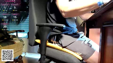 Nature online show from November 10, 8:02 am