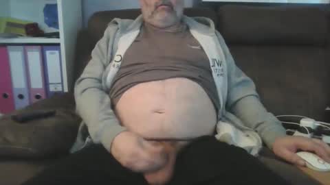 Snapshot of naturistmale45 chatting on February 3, 1:08 pm naturistmale45 online show from February 3, 1:08 pm