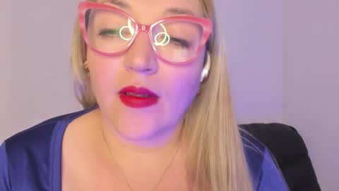 Snapshot of naty__mature_ chatting on November 12, 5:46 pm Nataly online show from November 12, 5:46 pm