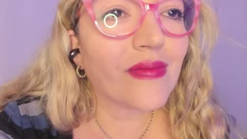 Snapshot of naty__mature_ chatting on November 28, 5:15 pm Nataly online show from November 28, 5:15 pm