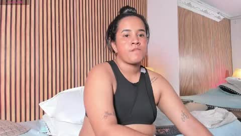 naty bustos online show from May 18, 2:51 am