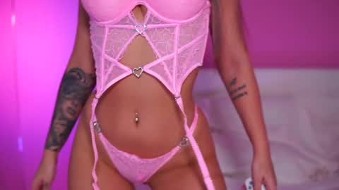 Snapshot of natydesiree chatting on February 26, 4:58 am Naty online show from February 26, 4:58 am