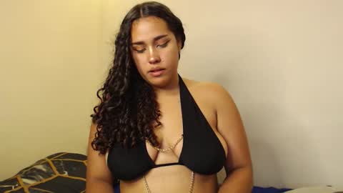 Eimy online show from November 3, 5:09 am