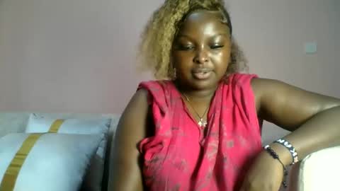 naughti_garlie online show from May 25, 11:16 am