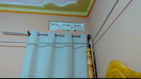 Snapshot of naughty253 chatting on March 18, 11:52 pm naughtyxoxo online show from March 18, 11:52 pm