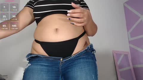 Snapshot of naughty69hottie chatting on January 15, 6:40 pm Leina modelo independiente online show from January 15, 6:40 pm